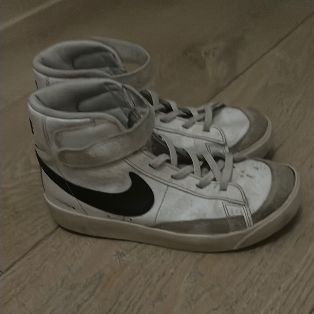 Nike High-Top Sneakers - White and Black